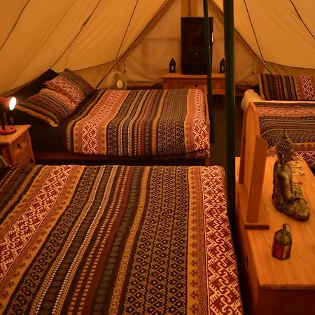 Glamping *
