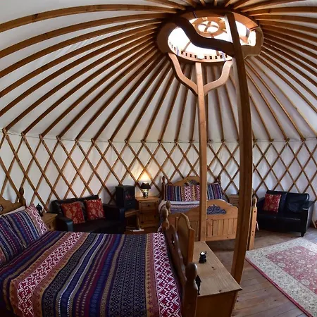 Glamping Campsite *