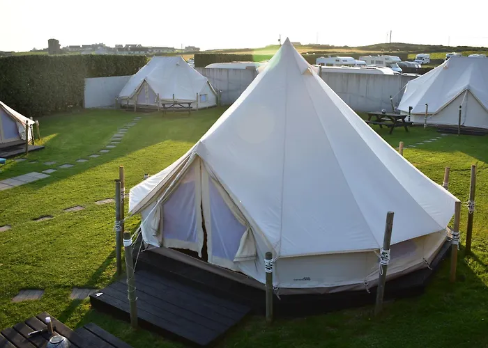Glamping مكان تخييم دولين